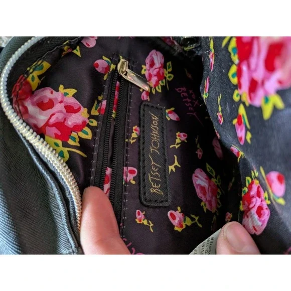 Betsey Johnson Floral Mini Backpack Crossbody Bag Black PVC Faux Leather 8" x 7" - Picture 8 of 9